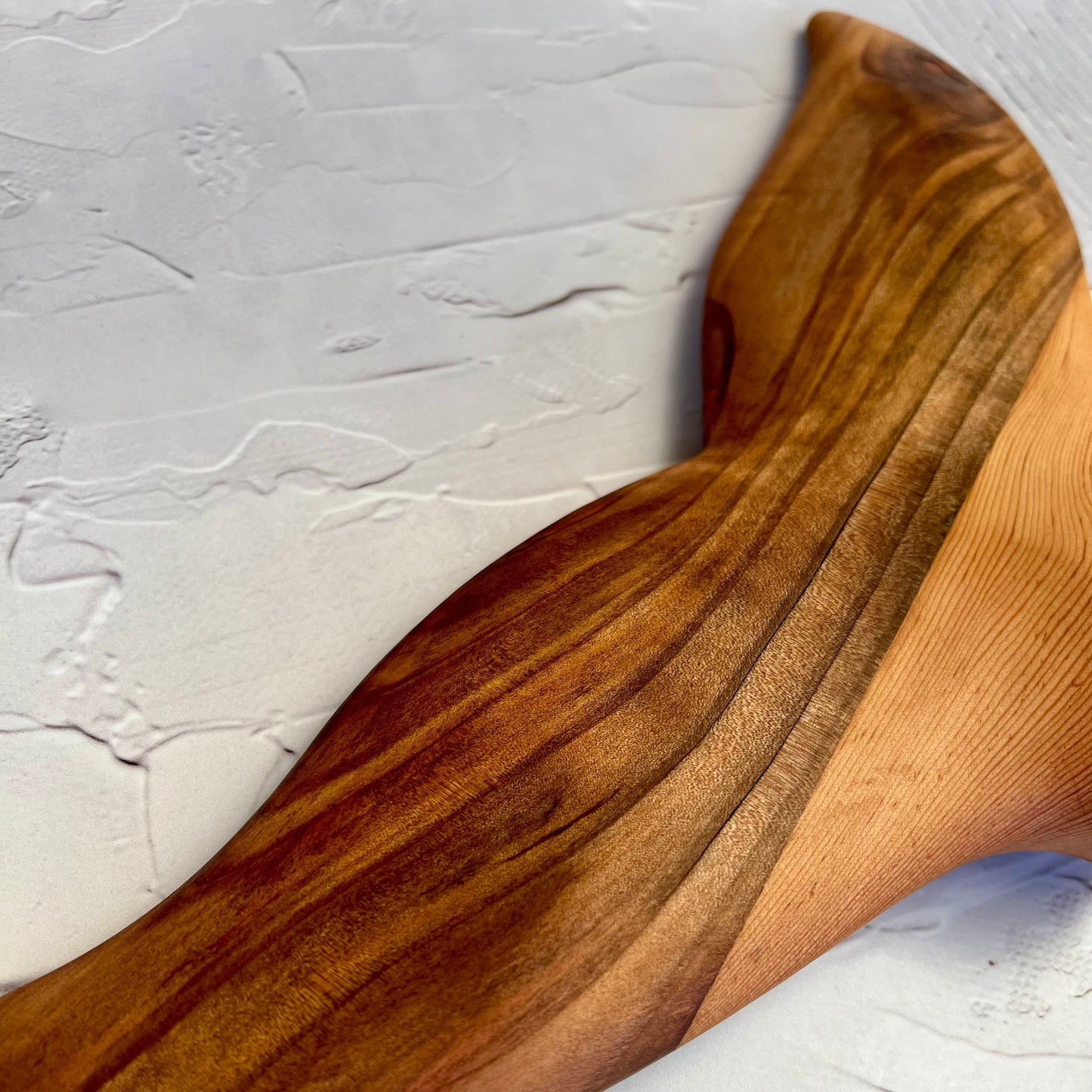Escultura Cola Ballena Madera