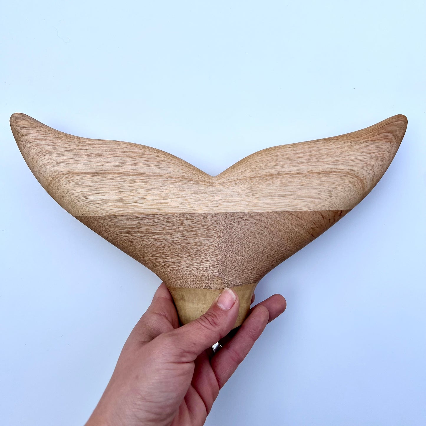 Escultura Cola Ballena Madera