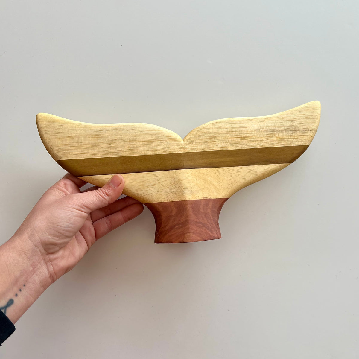 Escultura Cola Ballena Madera